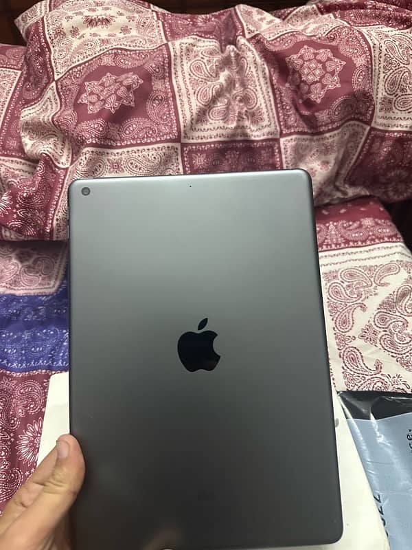 Apple iPad 9th Gen 64Gb Wifi 7