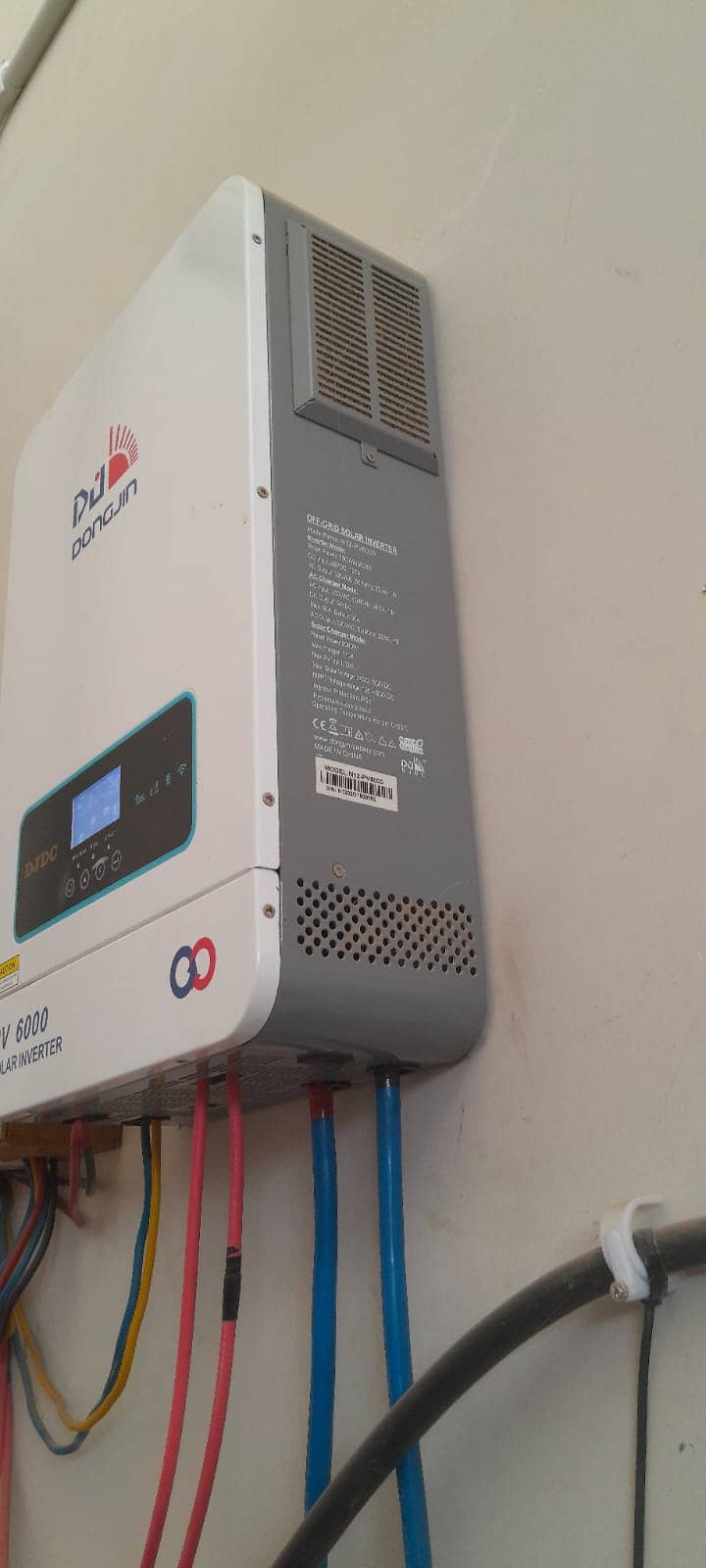 Dongin Pv6000 hybrid inverter 2