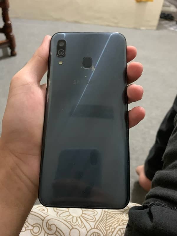 Samsung Galaxy A30 4/64 5