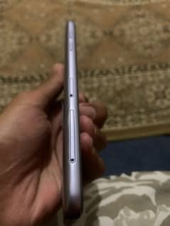 Samsung J6 10:10 condition