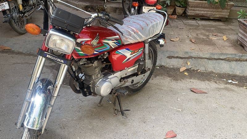 Honda CG 125 8