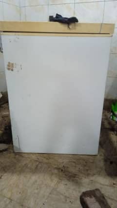 Deep freezer in Good condition 0