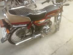 Honda CD70 19/20 bilkul apni jenwan halat main home used