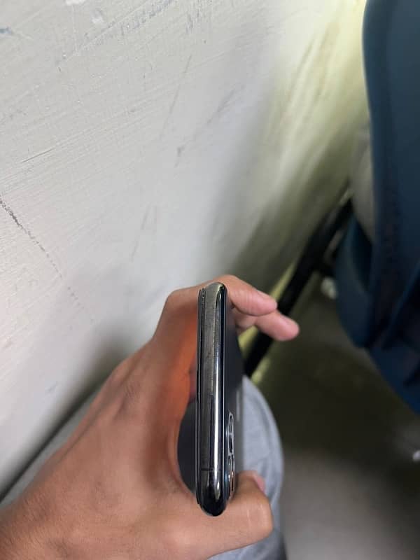 Iphone 11 Pro Max jv 64gb 1