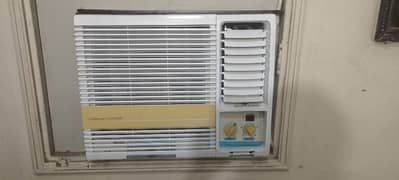 Midea window AC 0.75 ton