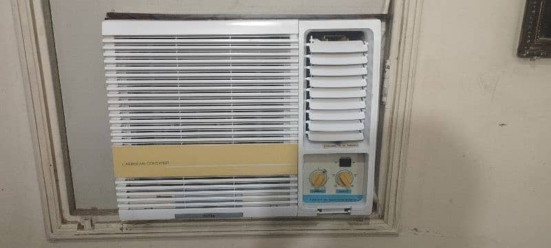 Midea window AC 0.75 ton 0