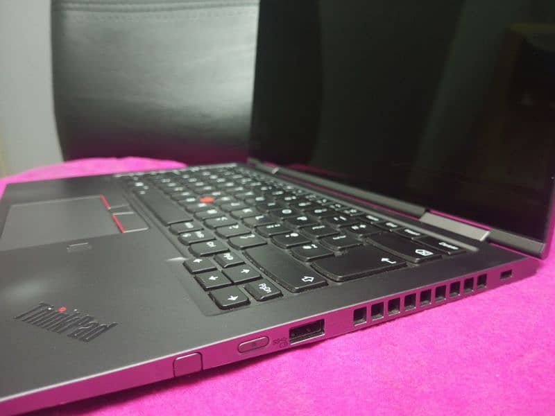 X1 Yoga Lenovo Thinkpad i7 10th Generation 3