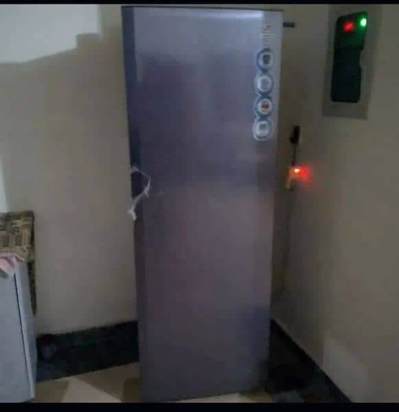 pel vertical freezer 2