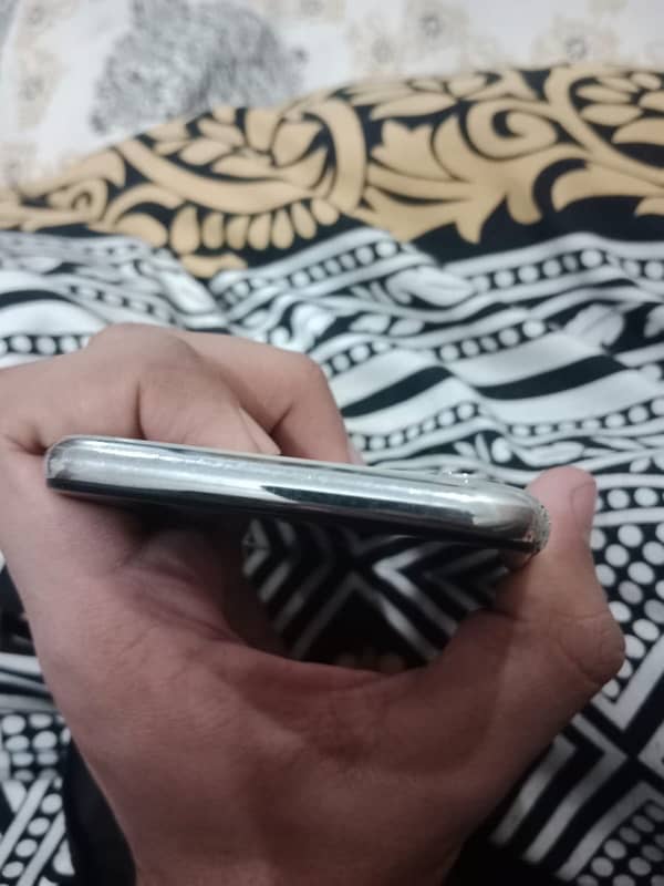 i Phone x Non Pta 64 Gb condition 10/10 4