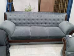 Sofa Set 10/10 condition . bilkul new h.