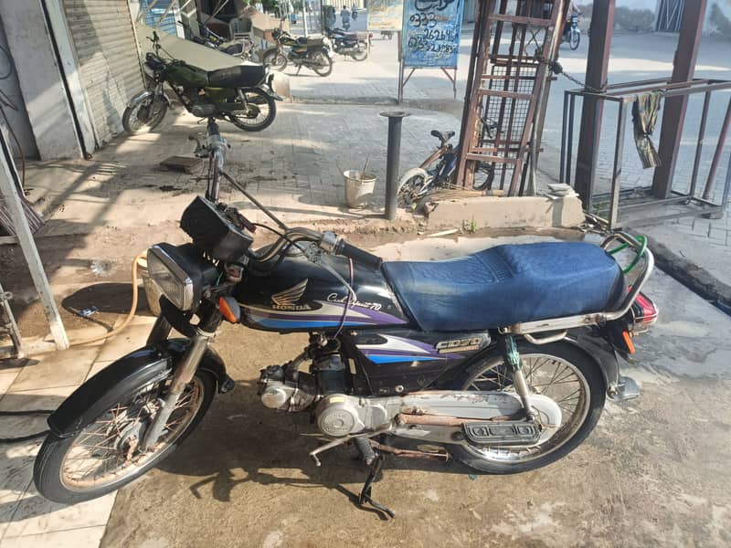 Honda CD 70 2007 4