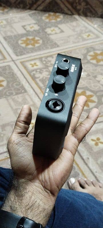 RODE Ai Audio interface. read add 3