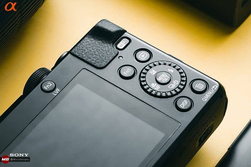 Panasonic Lumix TZ-71 3