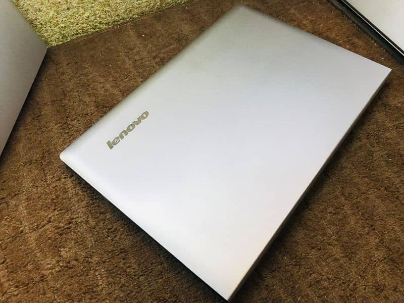 LENOVO GLOSSY CORE I3/5TH GEN 6