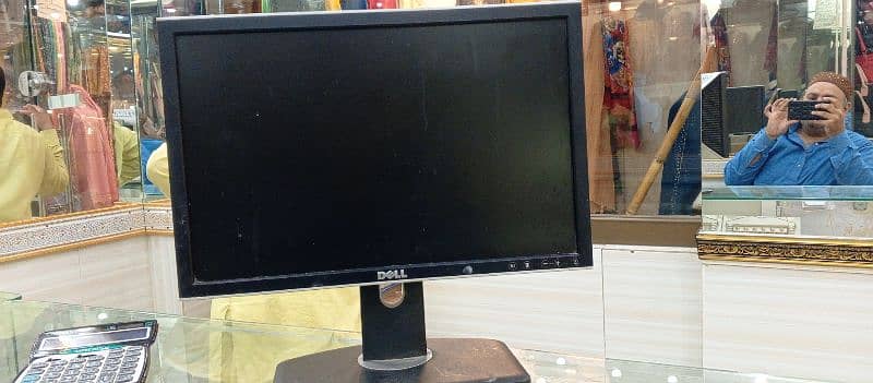 core i3 2nd generation LCD spker 3