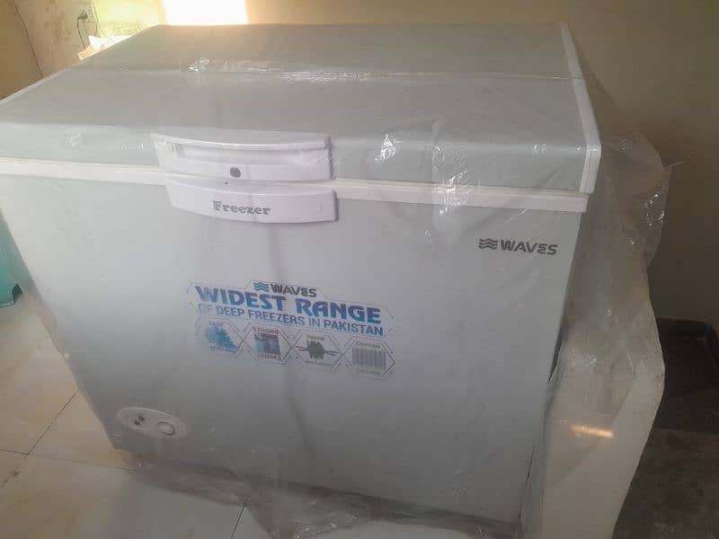 Waves Freezer for sale in brand new condition 1