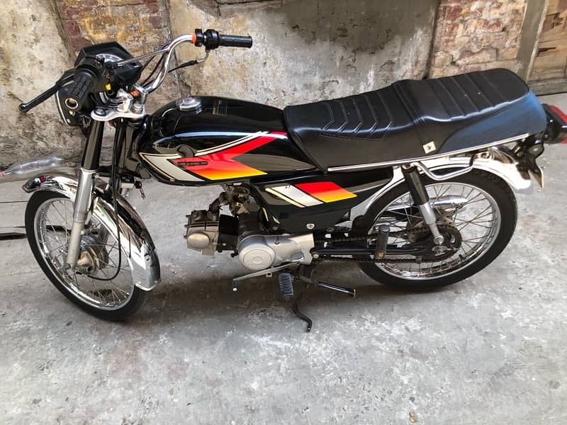 Honda cd 70 8