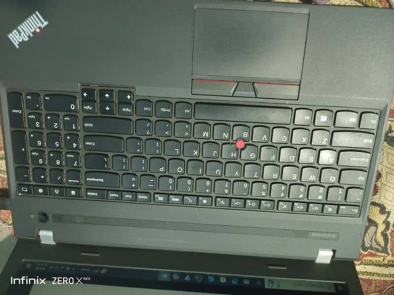 Lenovo Thinkpad E555 1