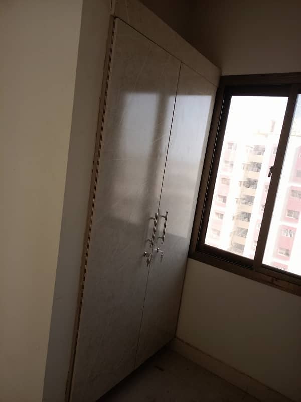 3 Bed DD Flat for Rent in Sania Corner , Scheme 33 9