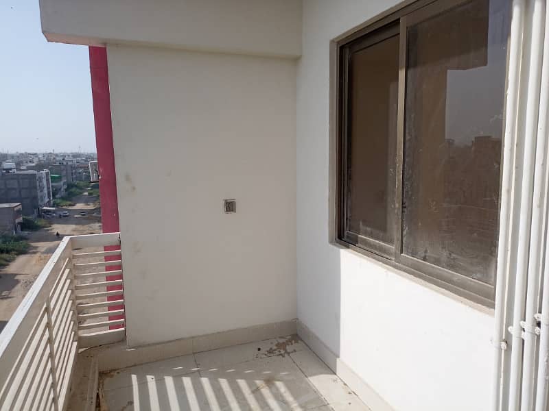 3 Bed DD Flat for Rent in Sania Corner , Scheme 33 10