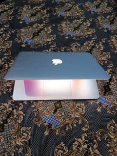 Apple MacBook pro 2015 8GB Ram 128Gb SSD