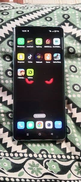 One plus 8 dual SIM 10by10 condition no any fault 4