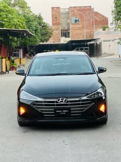 Hyundai Elantra 2023 0