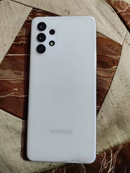 Samsung Galaxy A32 1