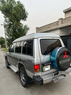 Mitsubishi Pajero 1988 2.4 petrol automatic transmission