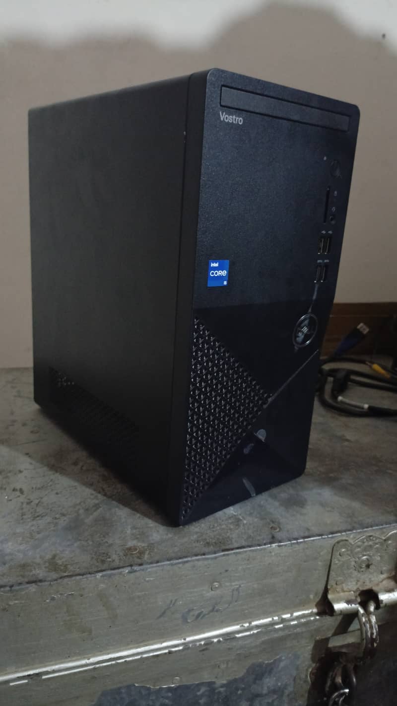 Dell Vostro 3020 Tower Desktop | 13th Gen 2