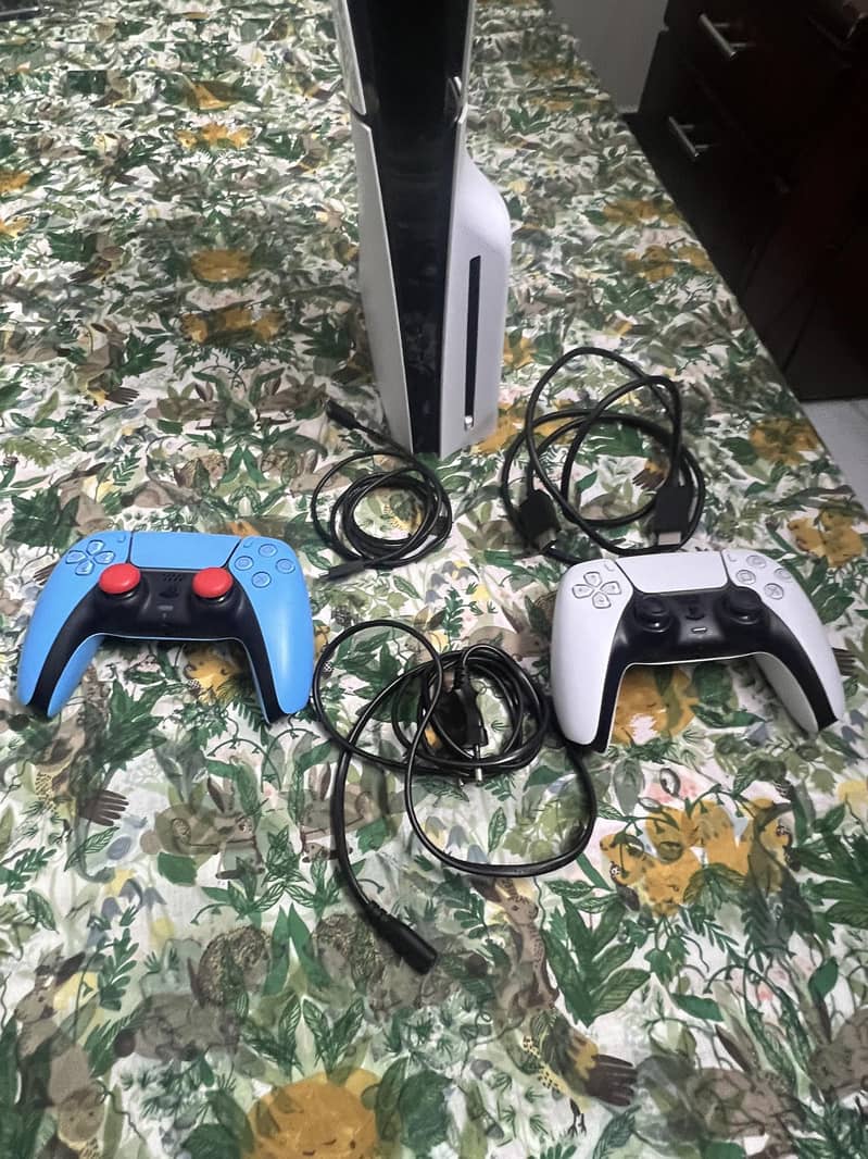 PlayStation5 Slim Disc Edition 1TB For Sale (hardly used) 3