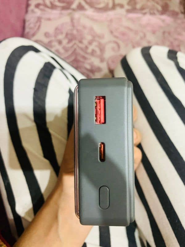 Lahore 
Audinic fast power bank 
Price 10k 
Dm for details 1