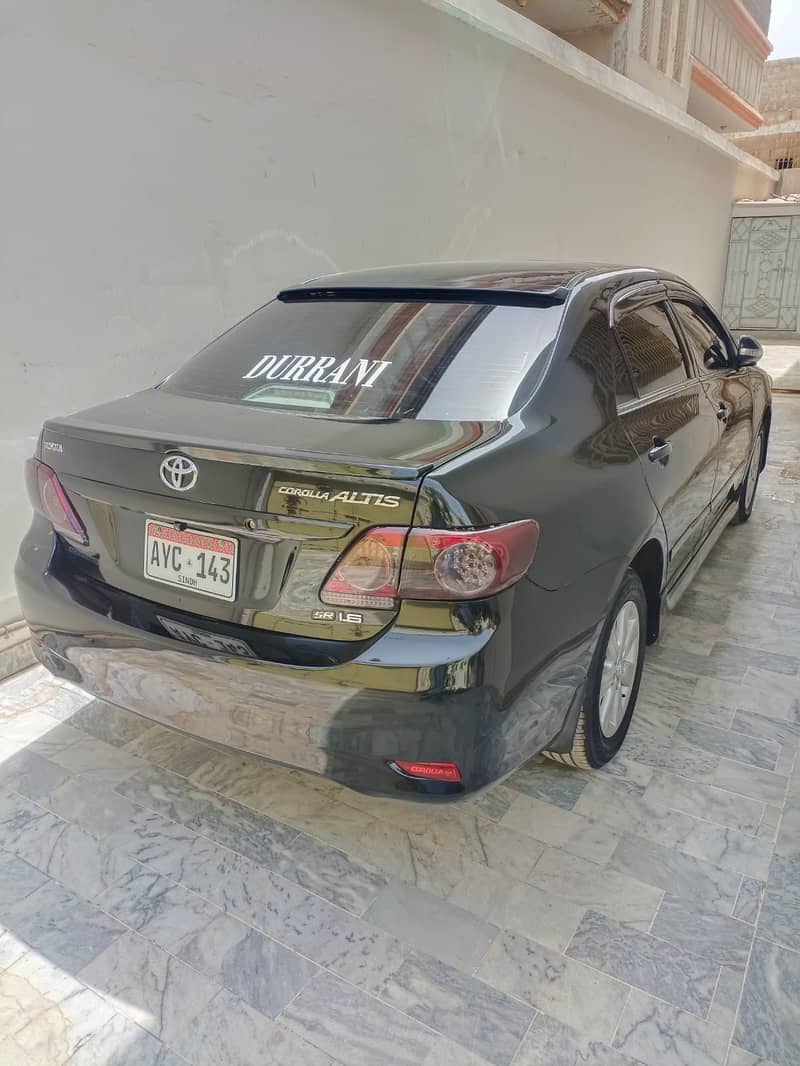 Toyota Corolla Altis 2012 3