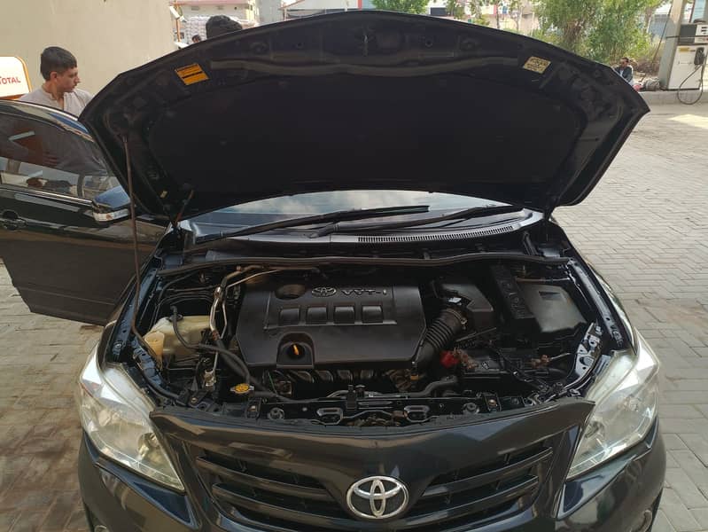 Toyota Corolla Altis 2012 8