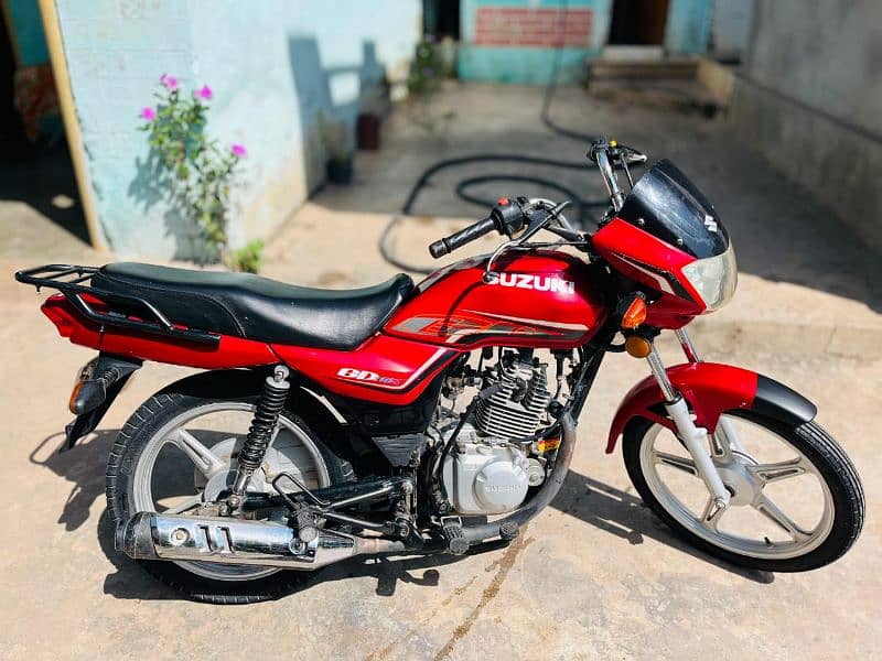 Gd110s 2020 model Lahore nmbr 8