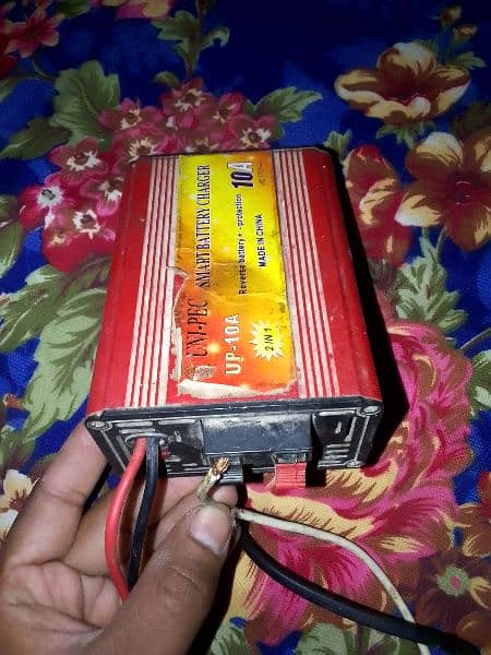 battery aur charger 2