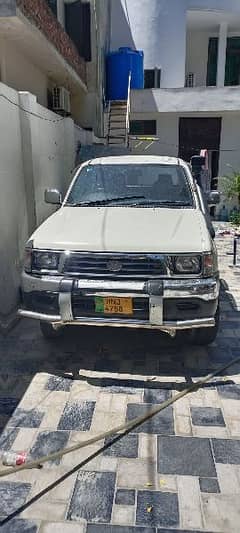 Toyota Hilux 1986