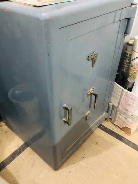 Locker For Sale 1