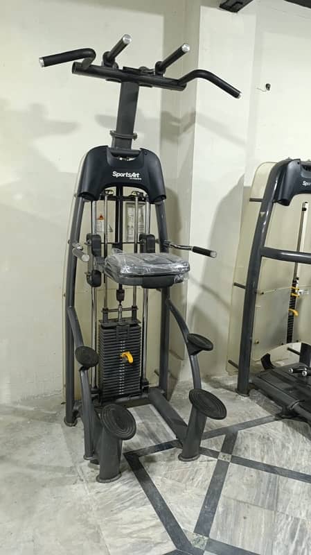 I want to sell item 03224304195 Sale complete gym 14