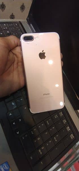 urgent sale 10/10 just bettery change 128gb 1