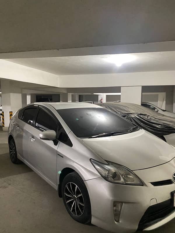 Toyota Prius 2013 4