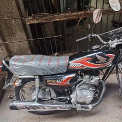 Honda 125 brand new condition register all Punjab card file available 0