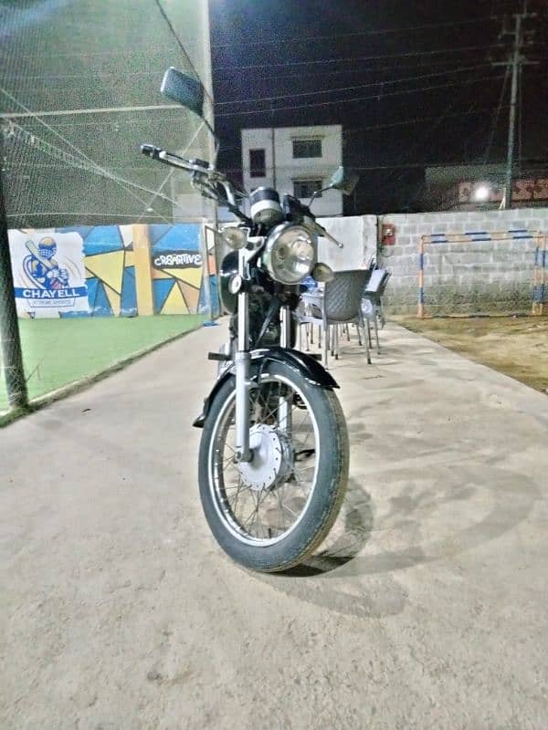 Suzuki GS150 3