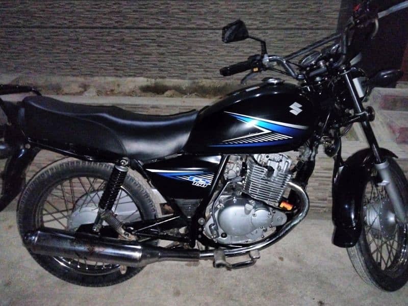 Suzuki GS150 9