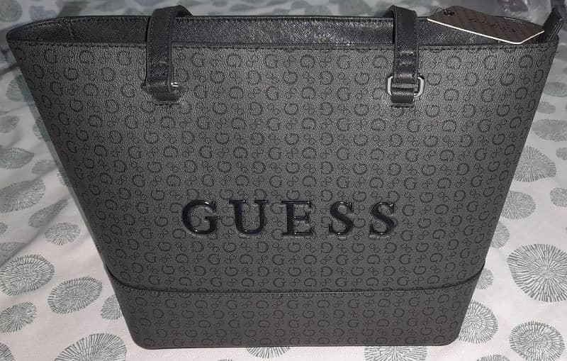 Guess handbag 0