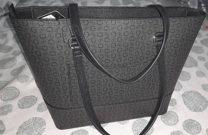 Guess handbag 2