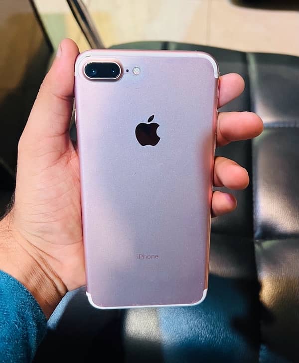 iPhone 7 Plus 128 GB PTA Approved 2