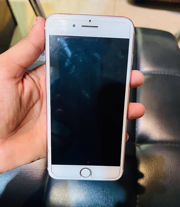 iPhone 7 Plus 128 GB PTA Approved 4