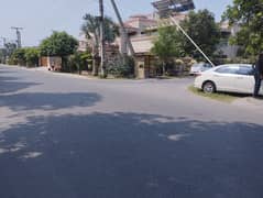 20 Marla Corner Plot Very Good Front Length For Urgent Sale On Main Road