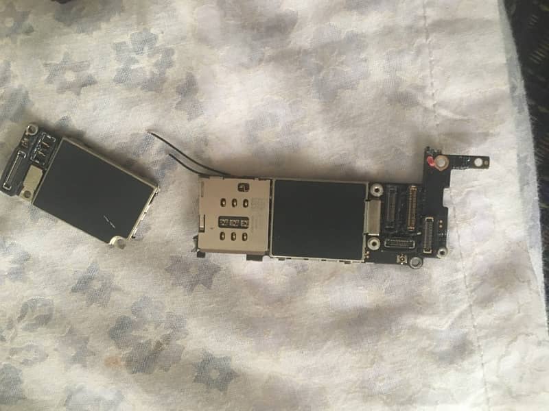 iPhone 6s parts 5